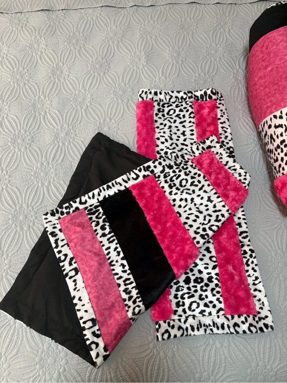 SEVENTEEN KIDS COMFORTER SET